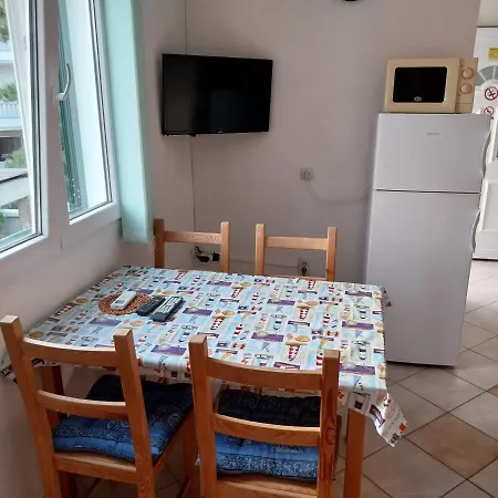 Apartman Tamara Apartment Sumartin